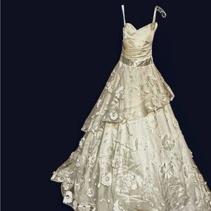 Jasmine couture wedding dress excellent condition
